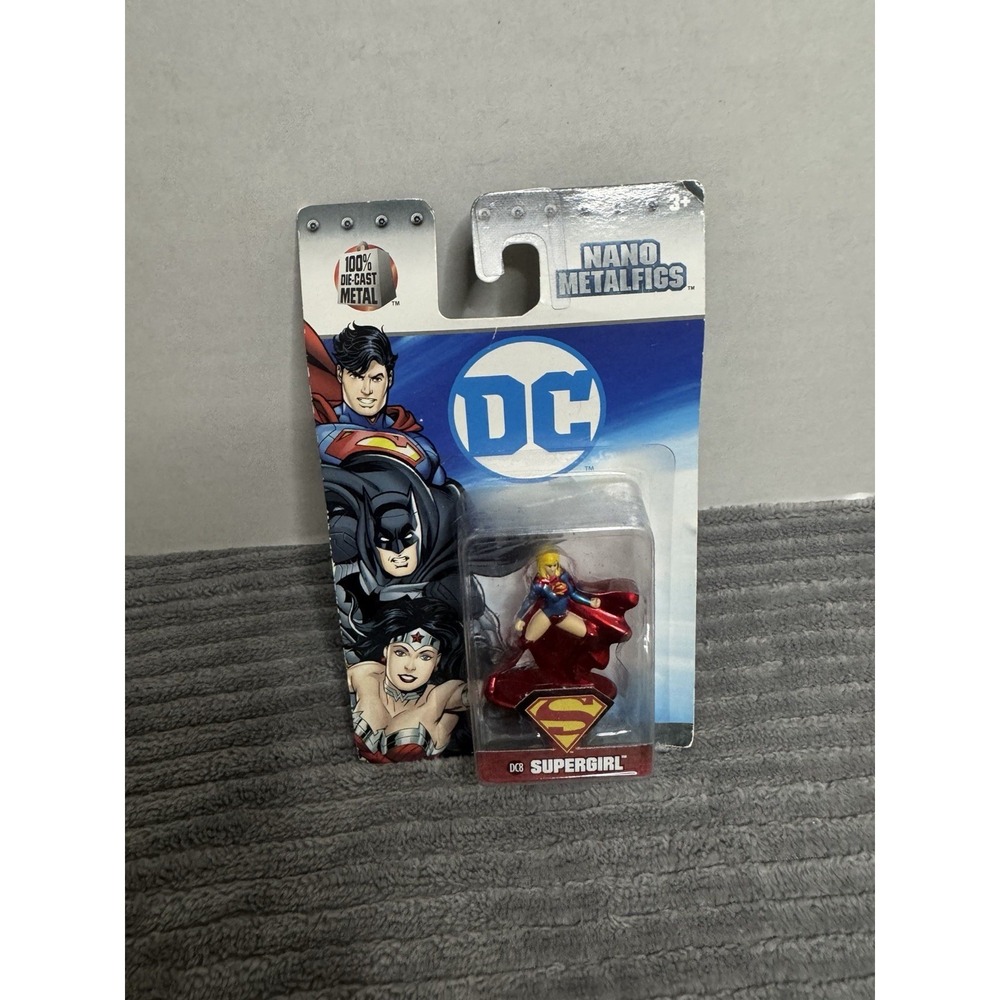 Jada DC Comics Nano Metalfigs - Supergirl DC8